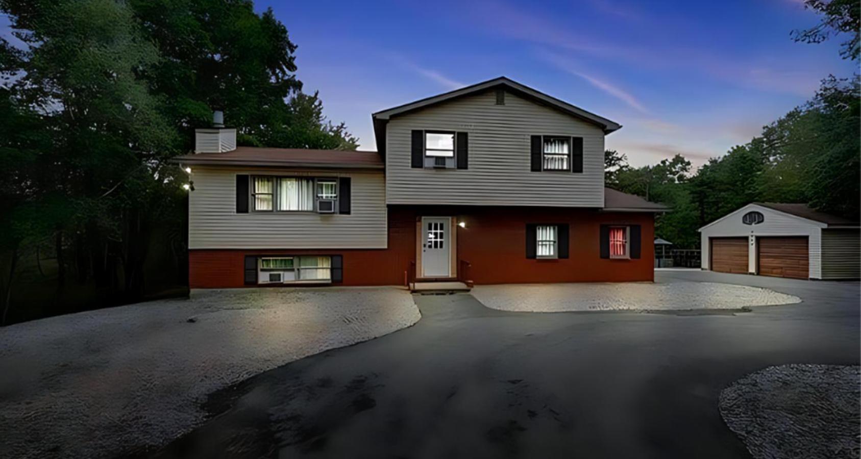 Peaceful Pocono Home With Hot Tub, Gym, & Office Long Pond Dış mekan fotoğraf