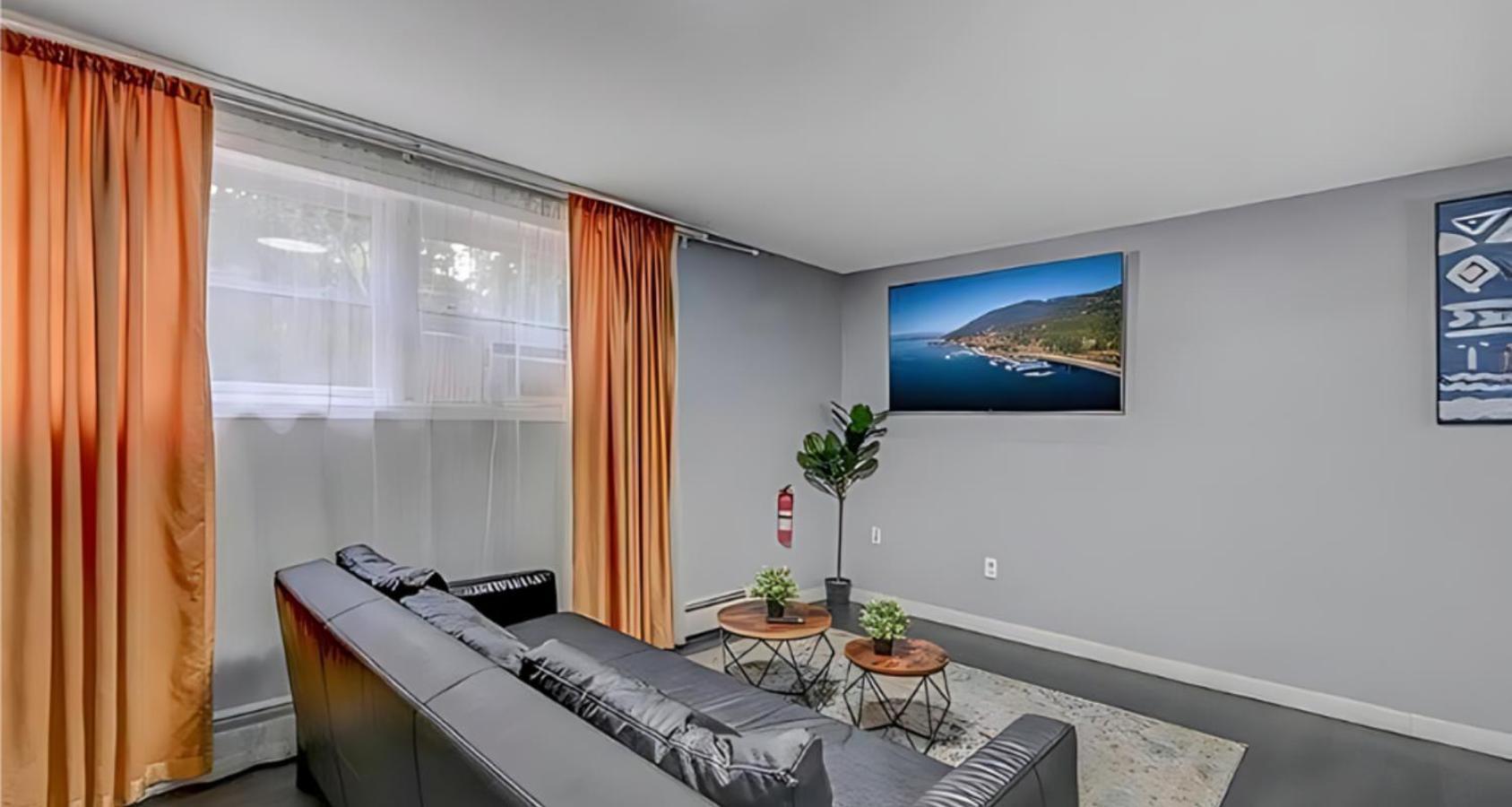 Peaceful Pocono Home With Hot Tub, Gym, & Office Long Pond Dış mekan fotoğraf